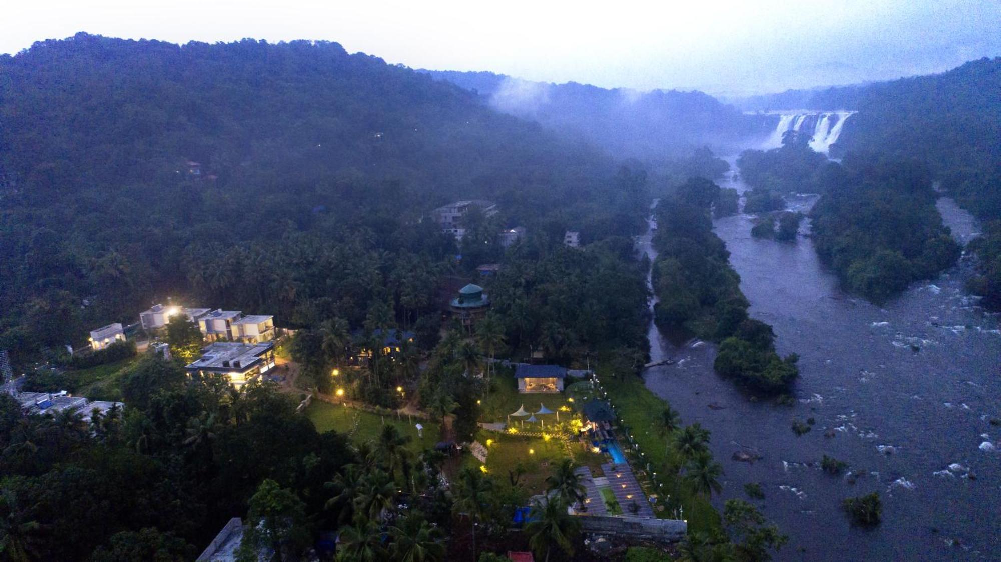 Casa Rio Resorts Athirappilly Exteriér fotografie